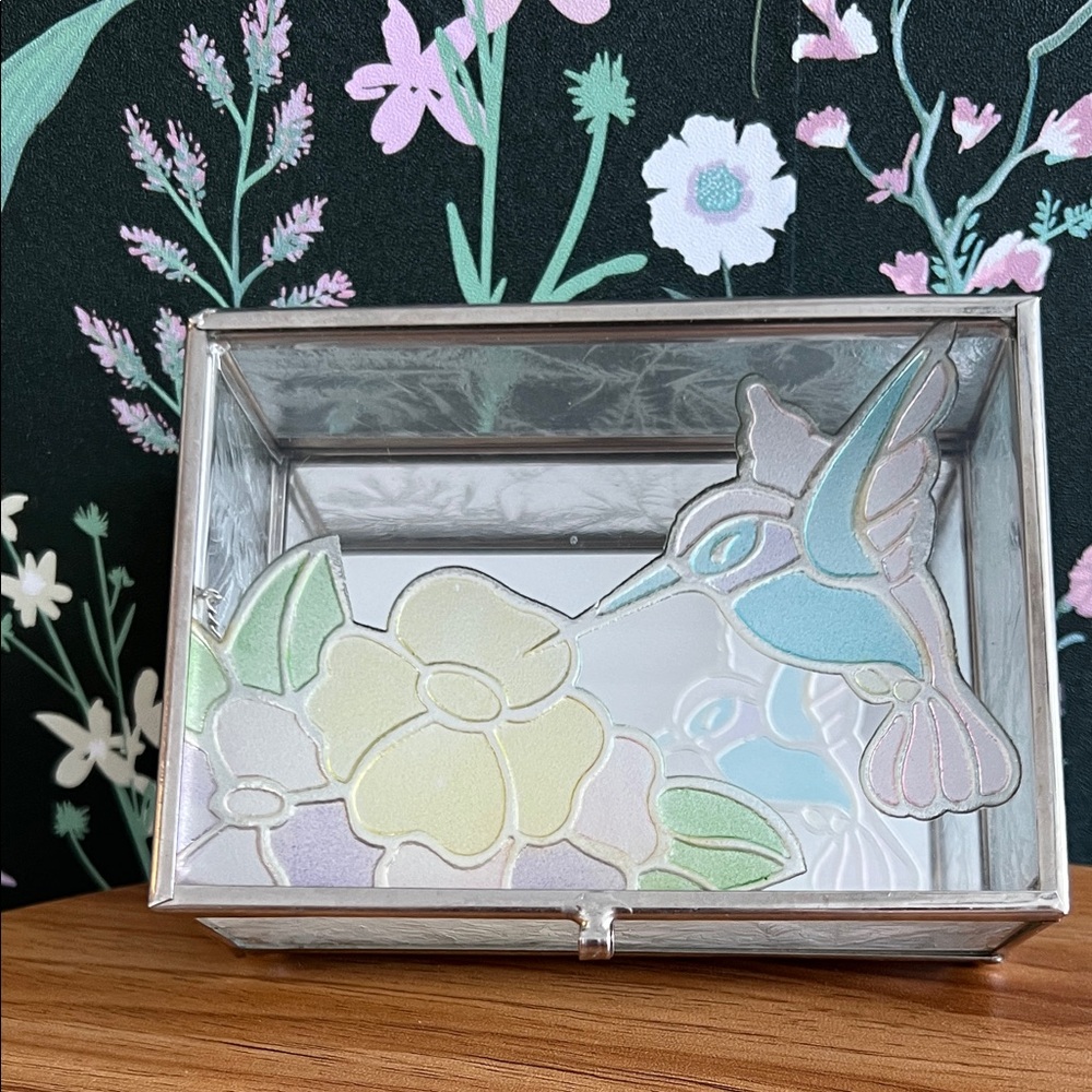 VINTAGE Globe beveled glass Trinket Jewelry Box stained glass Hummingbird design